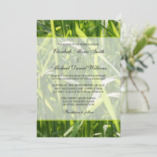 Groene veldgras buitenbruiloft kaart (Staand voorkant)