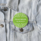 Groene Victoriaans Floral Border Team Bride Button (In situ)