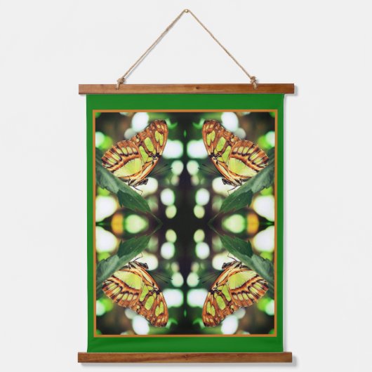 Groene vlinder Posing Abstract Hangend Wandkleed (Voorkant)
