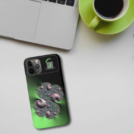 Groene vloeibare fractal monogram iPhone Case