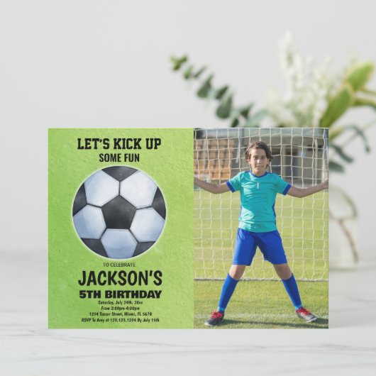 Groene Voetbal Vloer Foto Voetbal Verjaardag Kaart (Staand voorkant)