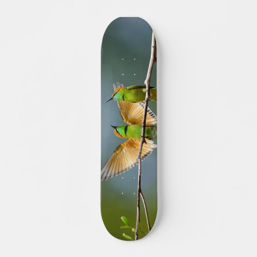 Groene Vogels Frolic in de Bomen Foto Persoonlijk Skateboard (Voorkant)