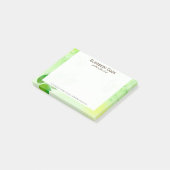 Groene voorjaarsachtergrond met vlinder post-it® notes (Schuin)