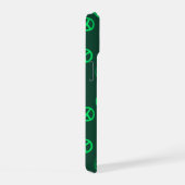 Groene Vredesgebarentspatroon met aangepaste tekst iPhone 15 Case (Rechterkant)