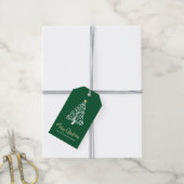 Groene vrolijke kerstboom Whimsical Script naam Cadeaulabel (Met Touw)