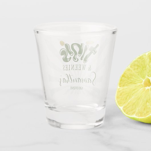 Groene Weenies & Tinis Grappige Martini Verjaardag Shot Glas (Achterkant)