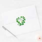 Groene wijnstok hart verlaat verjaardagsfeest ronde sticker (Envelop)