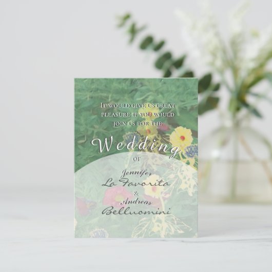 Groene Wildflower Daisies & Clover Wedding Uitnodi Kaart (Staand voorkant)