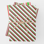 Groene, witte, rode, met kerstmis gekleurde lijnen inpakpapier vel (In situ)