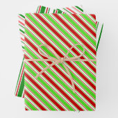 Groene, witte, rood gekleurde kerstlijnen inpakpapier vel (In situ)