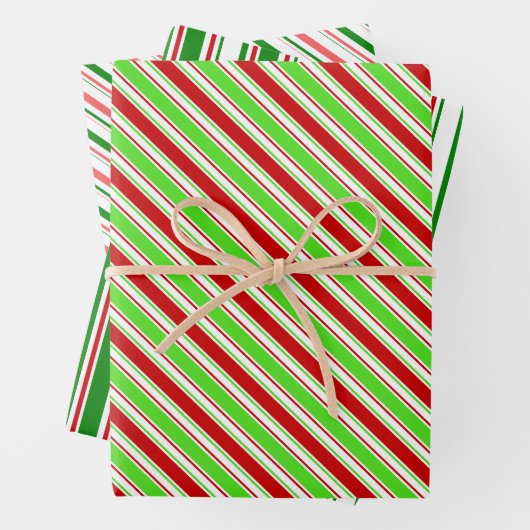Groene, witte, rood gekleurde kerstlijnen inpakpapier vel (In situ)