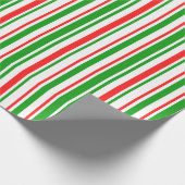 Groene, witte, rood gekleurde kerststijlstrepen cadeaupapier (Hoek)