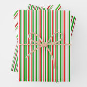 Groene, witte, rood gekleurde kerststijlstrepen inpakpapier vel (In situ)