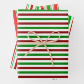 Groene, witte, rood gekleurde kerststijlstrepen inpakpapier vel (In situ)