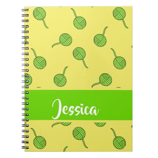 Groene wolrollen op geel notitieboek (Voorkant)