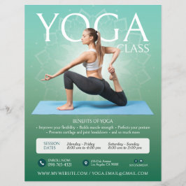 Groene Yoga Instructeur Studio Classes Flyer