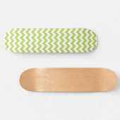 Groene zigzag, Groene Chevron, Geometrisch Patroon Persoonlijk Skateboard (Horizontaal)