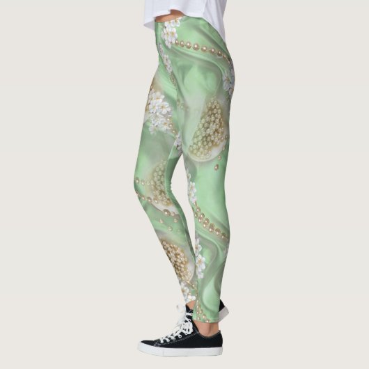 Groene Zijde en Ivory Champaign Pearls Leggings (Links)