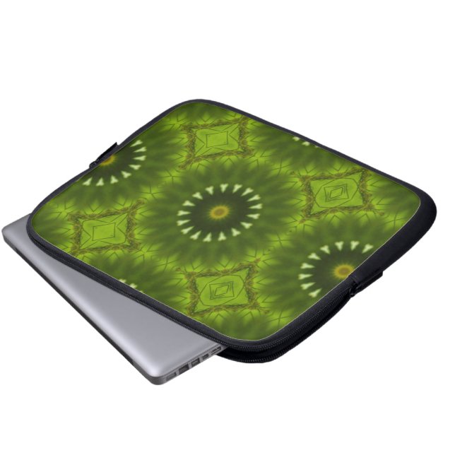 Groene Zonnen Laptop Sleeve (Voorkant onderkant)