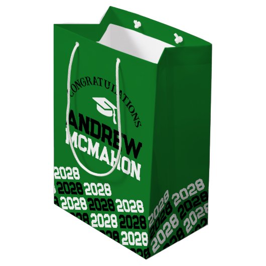 Groene & Zwarte Afstudeerklas Jaar Medium Cadeauzakje (Achterkant Gekanteld)