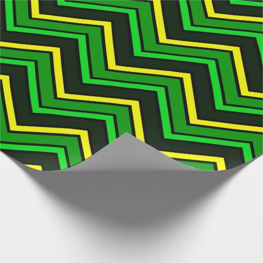 Groene, zwarte en gele chevron zigzag cadeaupapier (Hoek)