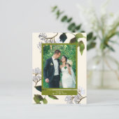 Groenen en Bloemen Net Getrouwd Fotoaankondiging Aankondigingskaart (Staand voorkant)