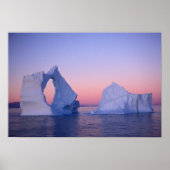 Groenland, Iceberg bij zonsondergang. Poster (Voorkant)