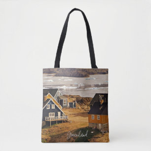 Groenlands dorp, landschapsfoto tote bag