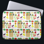 Groentenboer- en tuinbouwproducten laptop sleeve<br><div class="desc">Het ontwerp bevat een originele markeringsafbeelding van levensmiddelen, met inbegrip van fruit, groenten, bloemen, kaas, brood, vis, melk en papieren handdoeken. Net zoals een reis naar de groene markt, boerenmarkt of supermarkt. Ideaal voor je favoriete foodie. Deze boodschappenillustratie is ook beschikbaar voor andere producten. Zie je niet wat je zoekt?...</div>