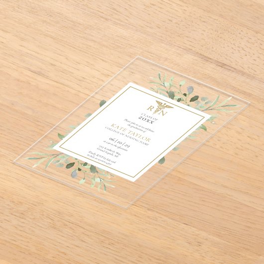 Groenvoorziening Goud RN Verpleegkundige Afstudeer Acryl Uitnodigingen (Laagn)