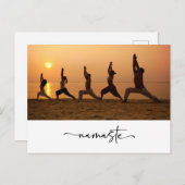 Groep mensen yoga met Namaste woord Briefkaart (Voorkant / Achterkant)