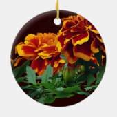 Groep van Oranje goudsbloemen met gele tips Keramisch Ornament (Achterkant)