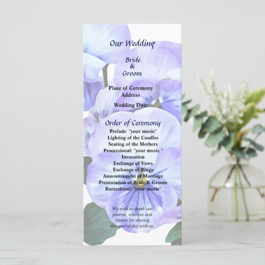 Groep van Paarse Pansies en het programma voor het Programmakaart (Staand voorkant)