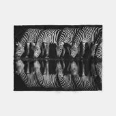 Groep vlaktezebras drinkt 's nachts samen fleece deken (Voorkant (Horizontaal))