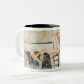 Groepen van rouwenden bij de begrafenis tweekleurige koffiemok (Voorkant links)