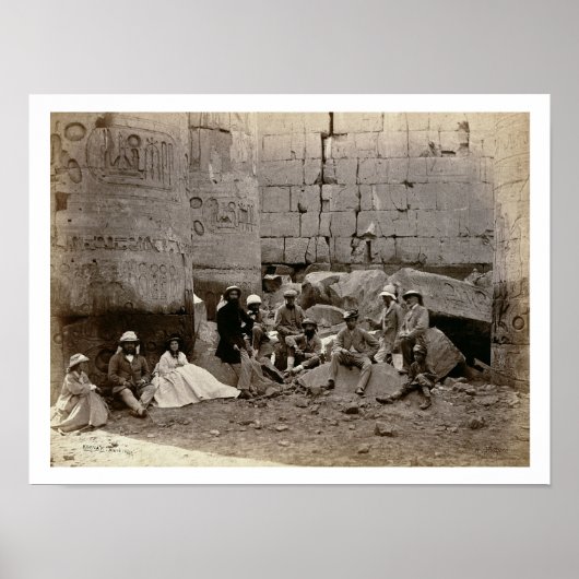 Groepsfoto in de kolf van Karnak, T Poster (Voorkant)