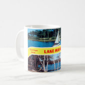 Groeten uit de Mok van Lake Mahopac (Voorkant links)