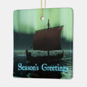 Groeten van het seizoen - Viking Ship Keramisch Ornament (Links)