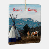 Groeten van het seizoen - Winterkamp Keramisch Ornament (Rechts)