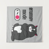 Grommige modus aan grappige dikke kat   wandkleed (Voorkant (horizontaal))