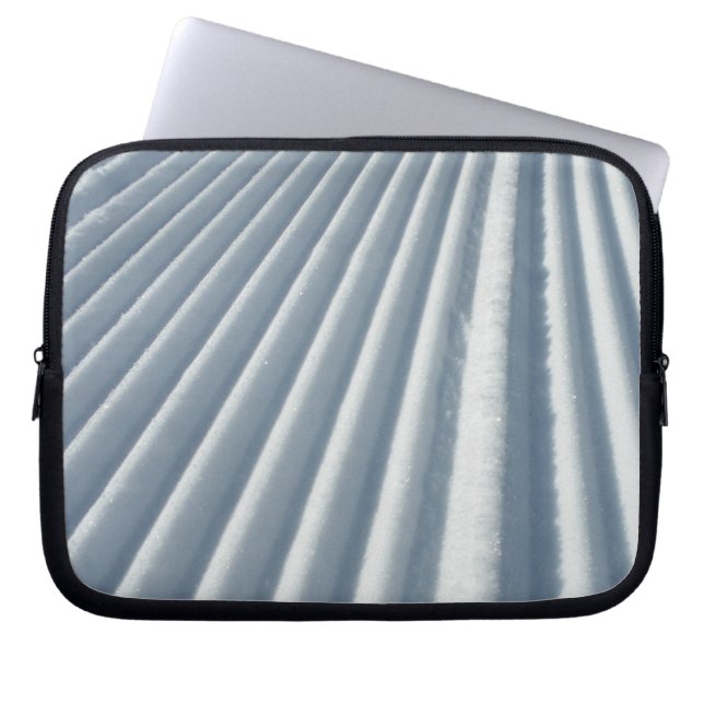 Groomed Ski Trail Laptop Sleeve (Voorkant)