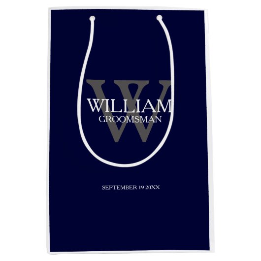 Groomsman Gift legant Monogram en naam marineblauw Medium Cadeauzakje (Voorkant)