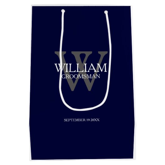 Groomsman Gift legant Monogram en naam marineblauw Medium Cadeauzakje (Achterkant)