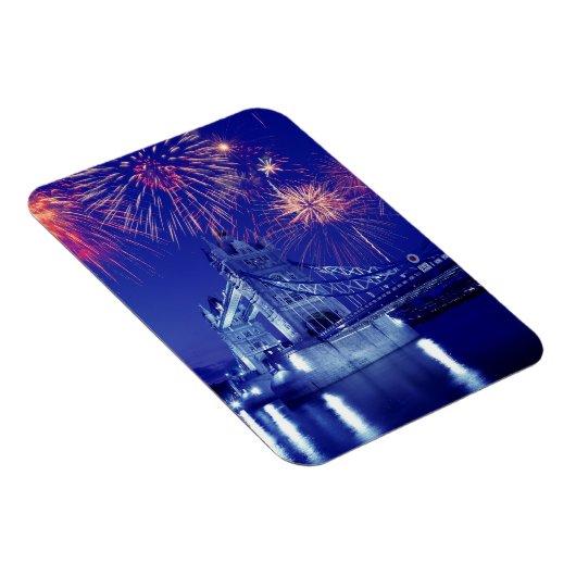 Groot-Brittannië, Londen. Fireworks over de tower Magneet (Rechterzijde)