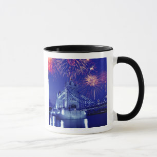 Groot-Brittannië, Londen. Vuurwerk boven de Tower Mok