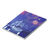 Groot-Brittannië, Londen. Vuurwerk boven de Tower Notitieblok (Linkerzijde)