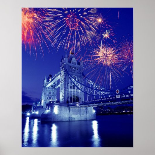 Groot-Brittannië, Londen. Vuurwerk boven de Tower Poster (Voorkant)