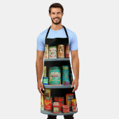 Groot collectie kleurrijke  blikken met display schort (Gedragen)