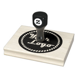 Groot en vet oogverblindend rubberstempel