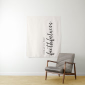 Groot is uw Trouw Minimalistische Typografie Wandkleed (In situ)